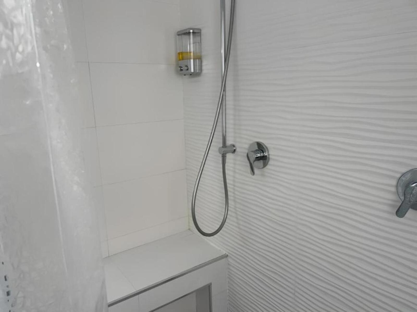 C5 Apartamento Lujo, Zona Exclusiva De Chamartin Madrid Exterior photo